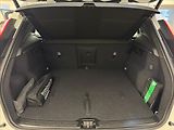Volvo XC40 (2026) 2,0 B3 Plus Dark  8247 - náhled 12