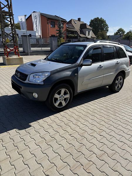 Toyota RAV4 D-4D 85kW 4x4,TAŽNÉ ZAŘÍZENÍ - fotka 3 z 11