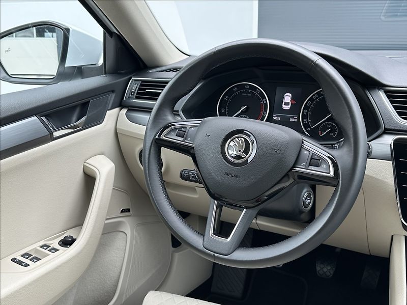 Škoda Superb 1,4 TSI 150PS  Style Plus 4x4 - fotka 22 z 58