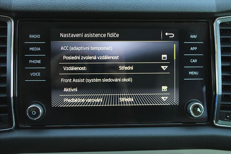 Škoda Kodiaq 2,0 TDI  7.MÍST,A/T,4x4,STYLE - fotka 13 z 45