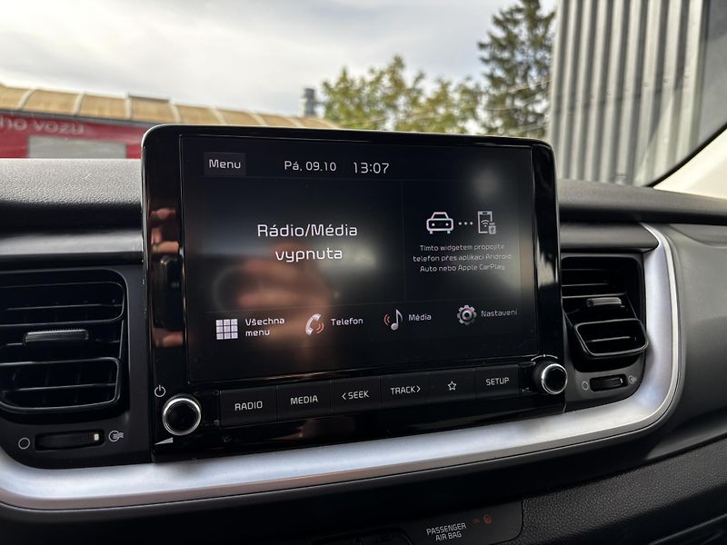 Kia Stonic (2023) Comfort 1.2 DPI (62 kW) - fotka 6 z 11