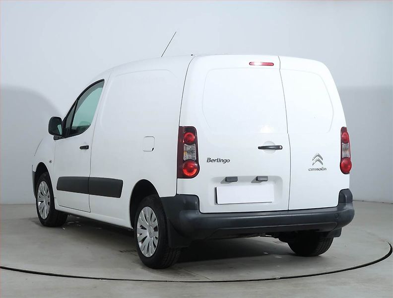 Citroën Berlingo (2014) 1.6 HDi, 3Místa, ČR, 1Maj - fotka 4 z 15