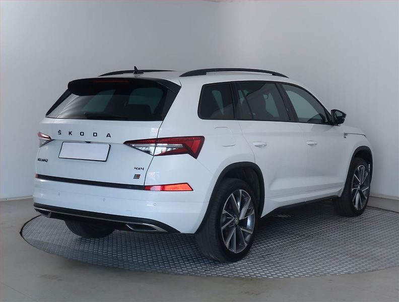 Škoda Kodiaq (2023) 2.0 TDI - fotka 5 z 19