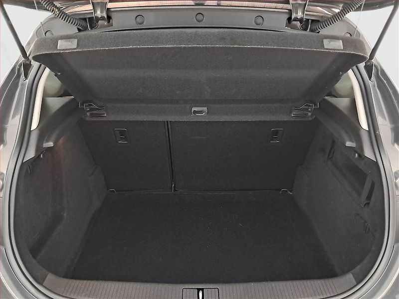 Opel Astra (2012) 1.4 T, Tempomat, Park. senzory - fotka 13 z 17