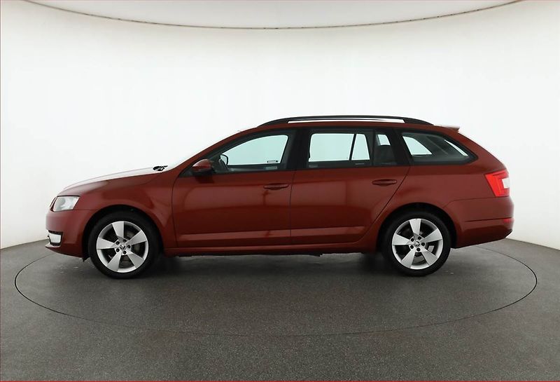 Škoda Octavia (2015) 2.0 TDI, Tempomat - fotka 3 z 19