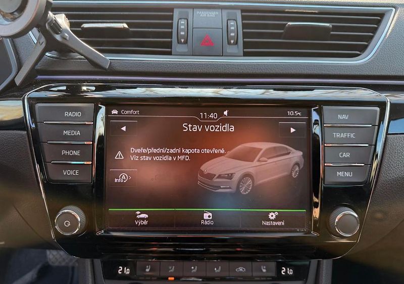 Škoda Superb (2016) - fotka 17 z 23
