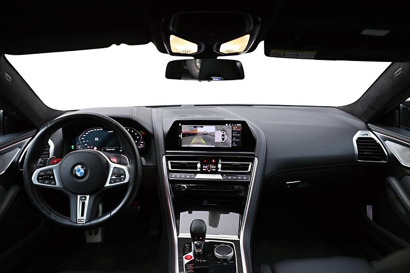 BMW M8 Gran Coupé - fotka 11 z 18