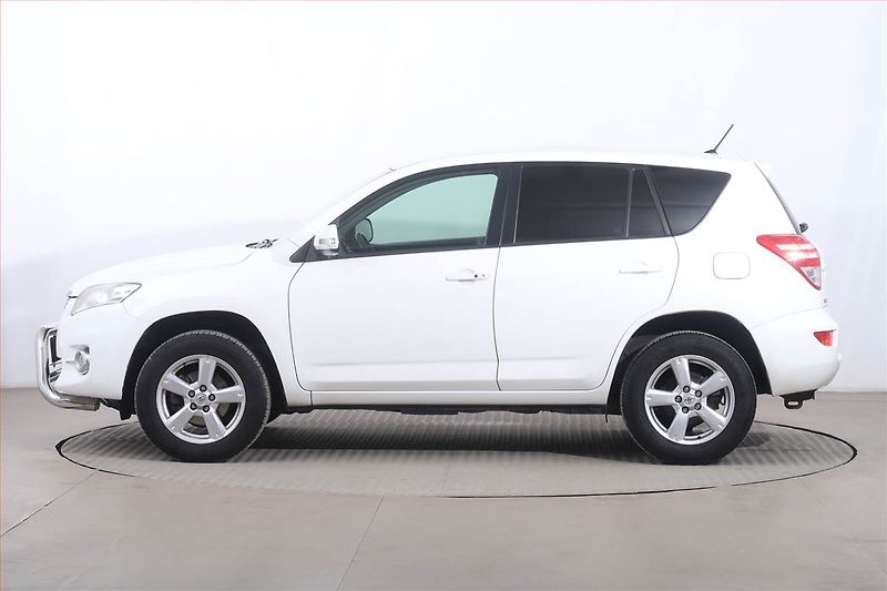 Toyota RAV4 (2011) 2.0 VVT-i, 4X4, Serv.kniha - fotka 3 z 12