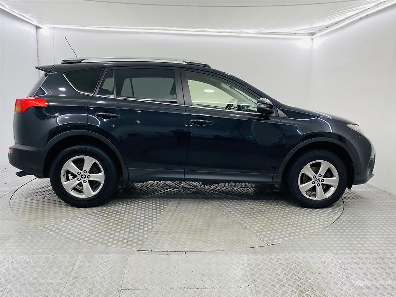 Toyota RAV4 2,0 VVT-i 4X4 - fotka 24 z 25