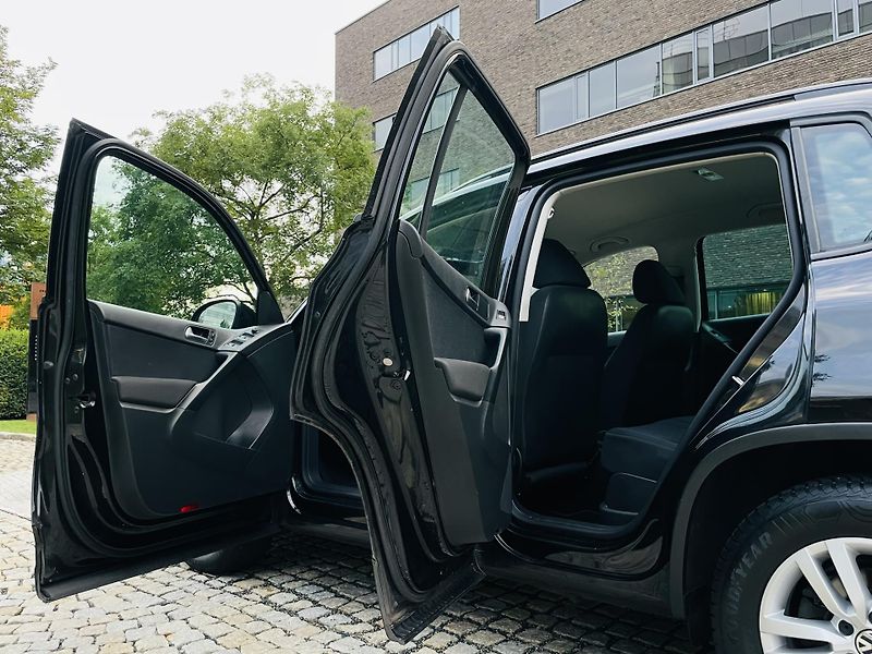 Volkswagen Tiguan 1.4TSI MANUÁL VÝHŘEV SERVISKA - fotka 21 z 39