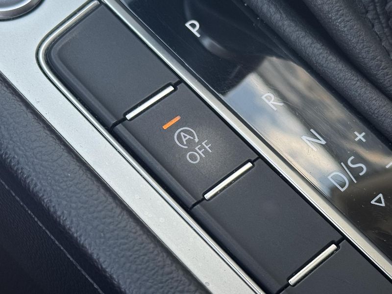 Volkswagen Passat (2015) B8 2.0TDi DSG Comfort+,el.kufr - fotka 44 z 52