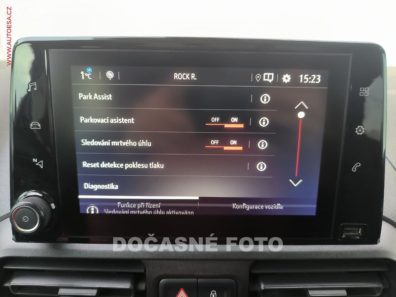 Opel Combo (2019) 1.5CDTi, Life, navi, panor - fotka 12 z 25