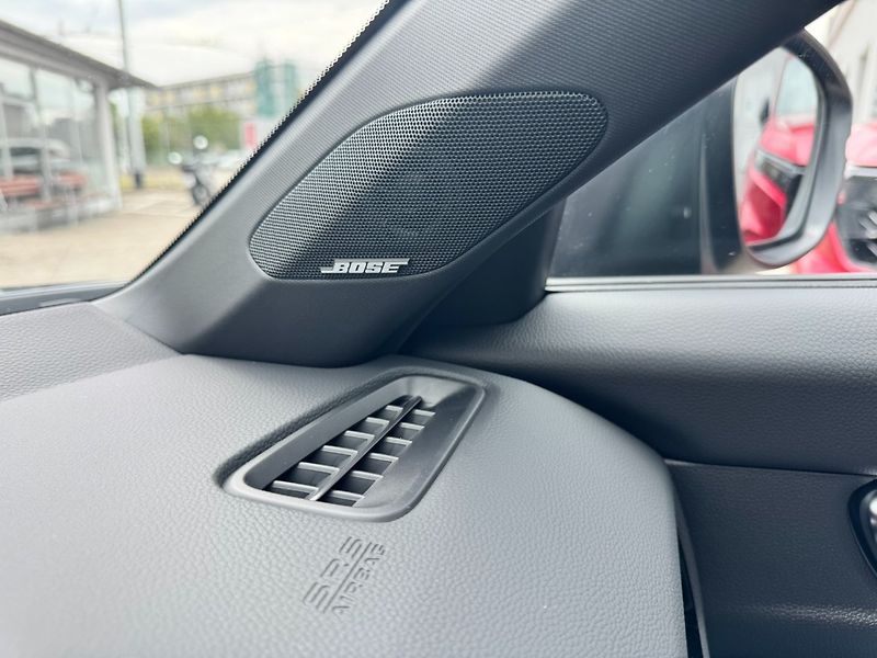 Honda Civic (2026) 2.0 e:HEV SPORT MR27 SKLADEM - fotka 38 z 44
