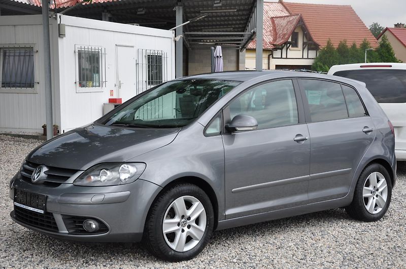 Volkswagen Golf Plus 1.6FSi 85kW SPORT - fotka 1 z 15