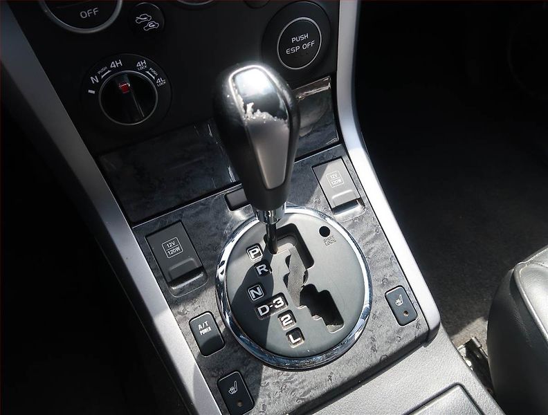 Suzuki Grand Vitara (2008) 2.4 VVT, LPG, 4X4, Automat - fotka 13 z 15