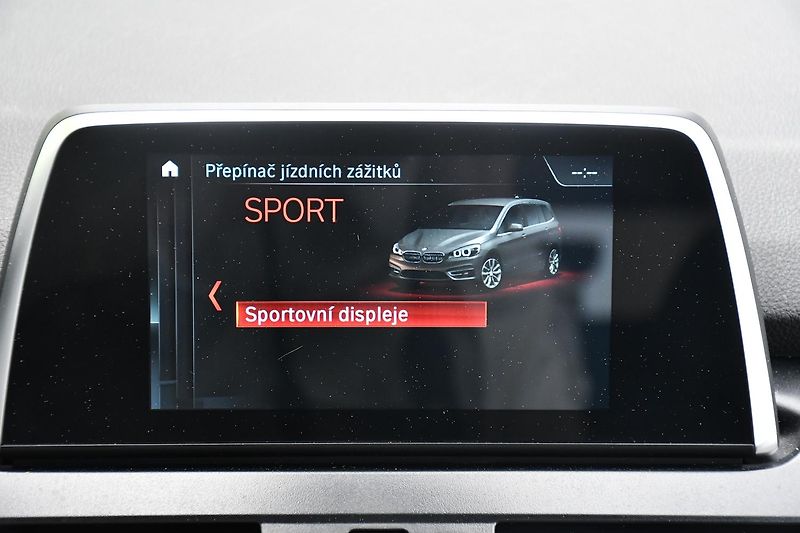 BMW Řada 2 216D GRAN TOURER TAŽNÉ ČR 1.M - fotka 30 z 37