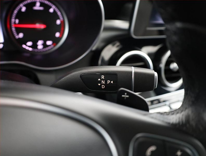 Mercedes-Benz Třídy C (2017) C 250 d 4MATIC, 4X4, Automat - fotka 15 z 21