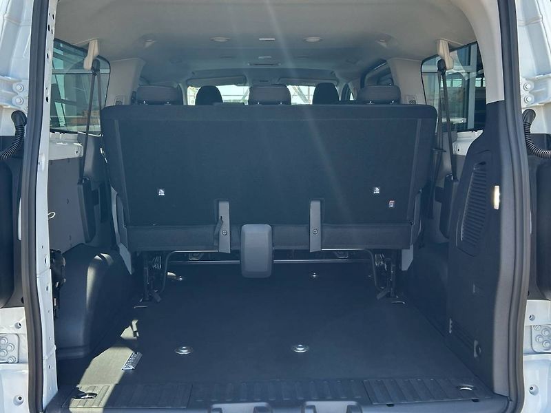 Volkswagen Transporter (2026) T7 2.0 TDI DR 9 míst - fotka 29 z 29