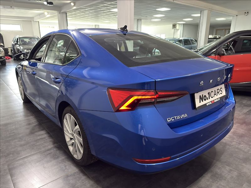 Škoda Octavia 1,5   TSI 110KW LED ČIDLA ČR - fotka 4 z 25
