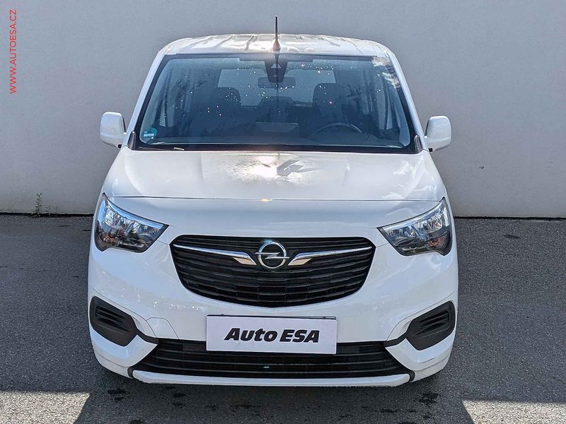Opel Combo (2020) 1.5CDTi MAXi XL, Life, +kola - fotka 2 z 16