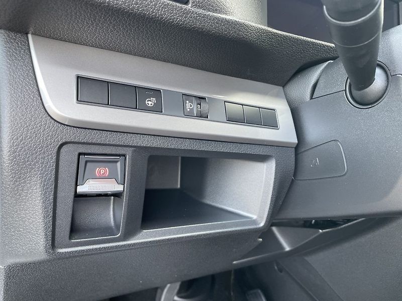 Toyota ProAce Verso 2.0D140k Family 8S odběr ihned - fotka 28 z 32
