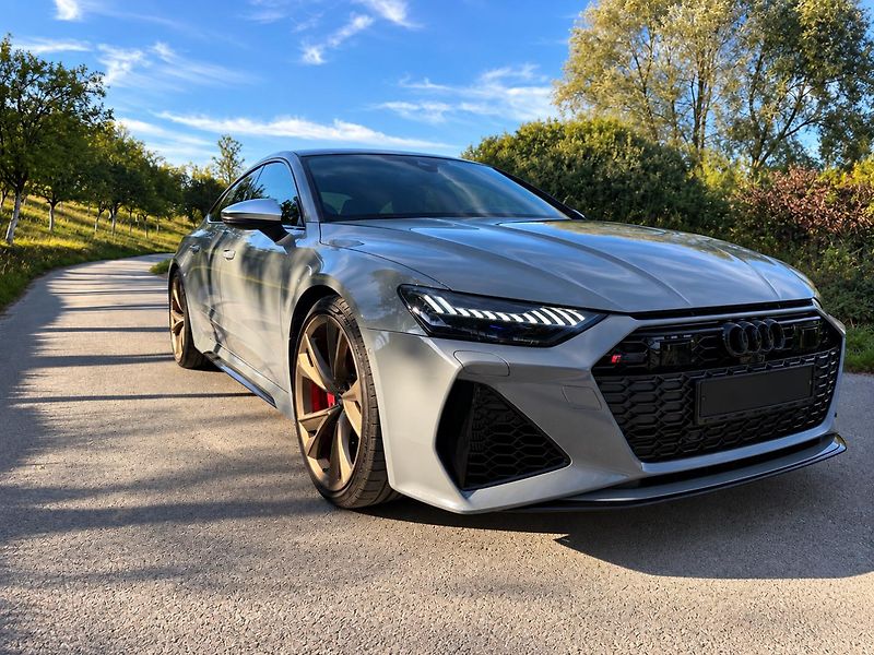 Audi RS 7 (2022) Matrix+laser, HUD, ACC, vyfuk - fotka 2 z 11