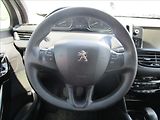 Peugeot 208 1.2i Klima, Navi - náhled 8