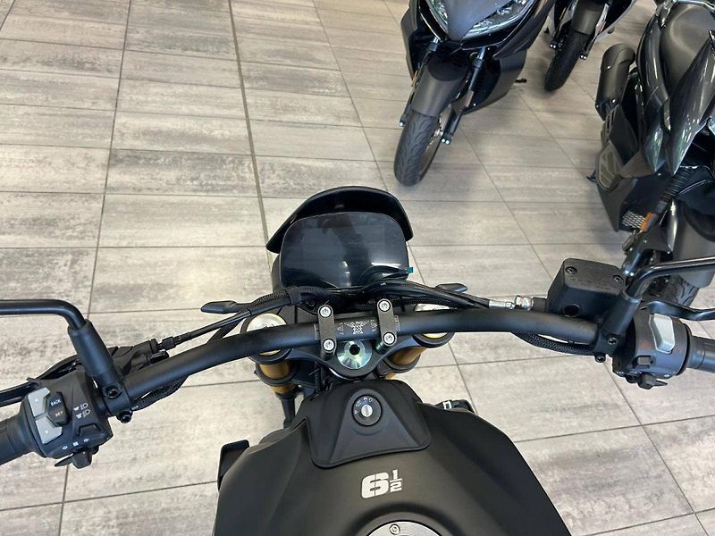 Moto Morini Seiemmezzo (2026) SCR 650 - fotka 2 z 3