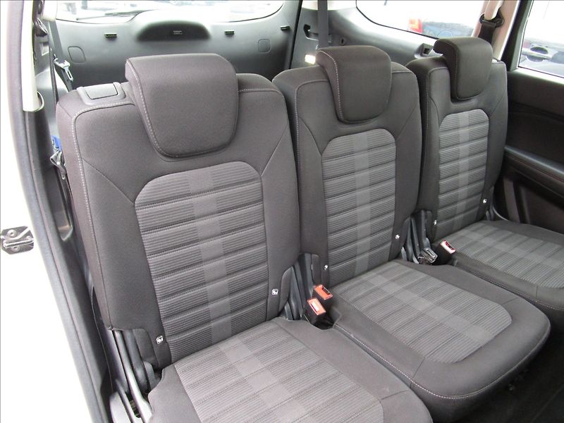Ford Galaxy 1.5 EcoBoost, aut. Klima, 7 mí - fotka 25 z 46