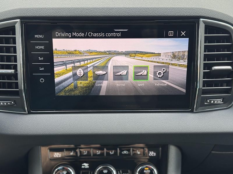 Škoda Karoq (2026) Dynamic 1,5 TSI 110 kW DSG - fotka 17 z 27