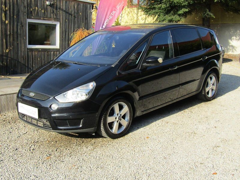 Ford S-MAX (2008) 1.8 TDCi 92kW  7 MÍST - fotka 1 z 35