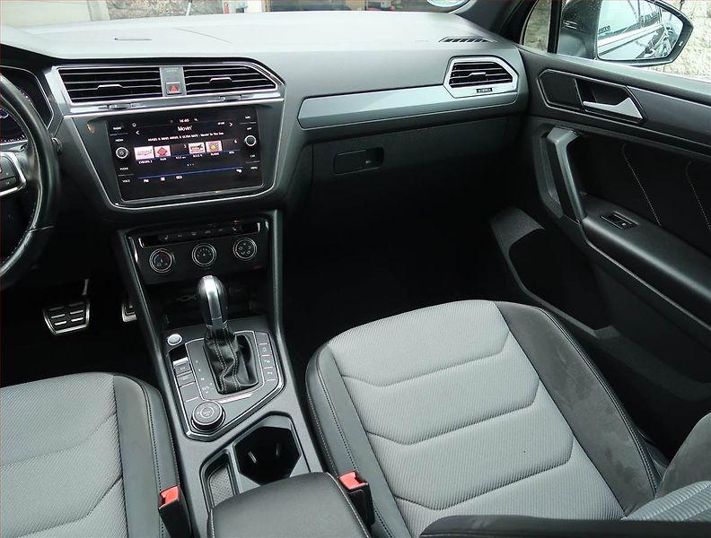 Volkswagen Tiguan (2018) R-Line 2.0 TSI - fotka 8 z 17