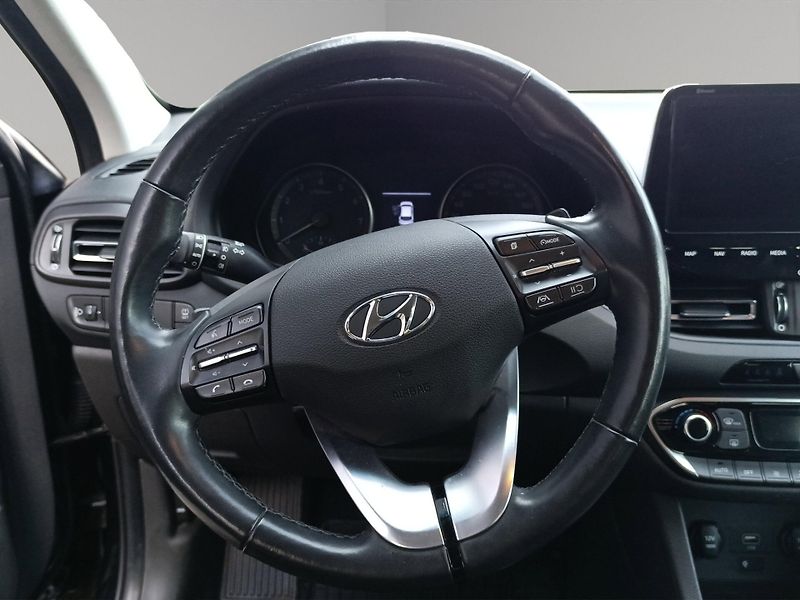 Hyundai i30 (2021) 1.5 117kw Family S - fotka 10 z 18