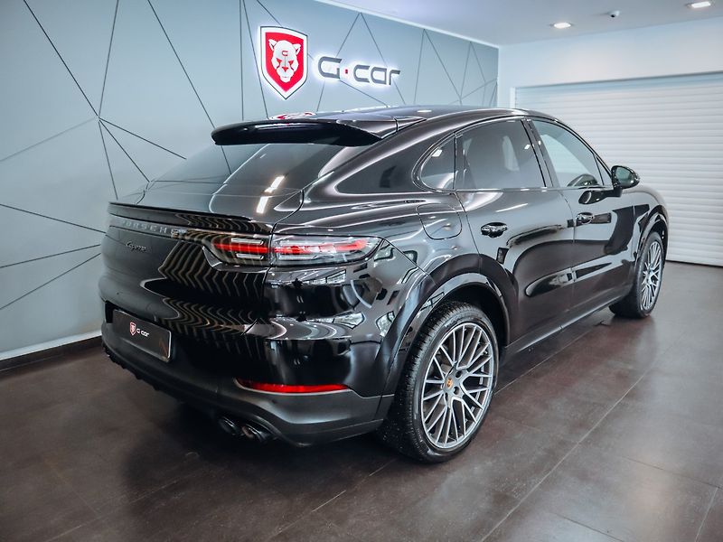 Porsche Cayenne Coupé Platinum - fotka 5 z 34