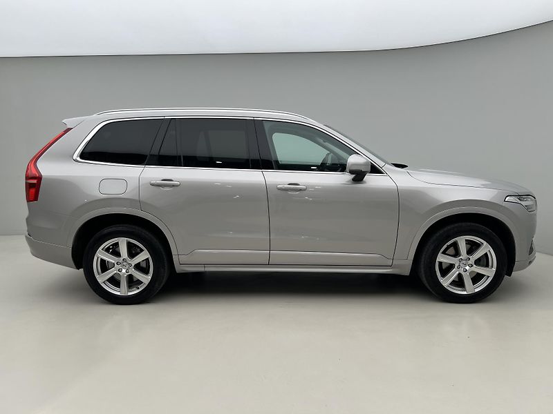 Volvo XC90 B5 AWD CORE AUT 7 MÍST - fotka 10 z 43