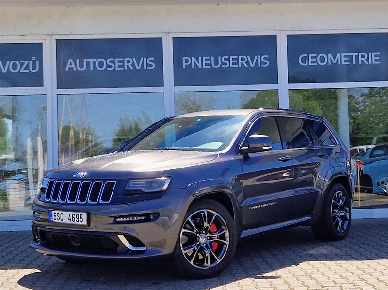 Jeep Grand Cherokee 6,4 i SRT 344kW NAVI TOPSTAV - fotka 1 z 32