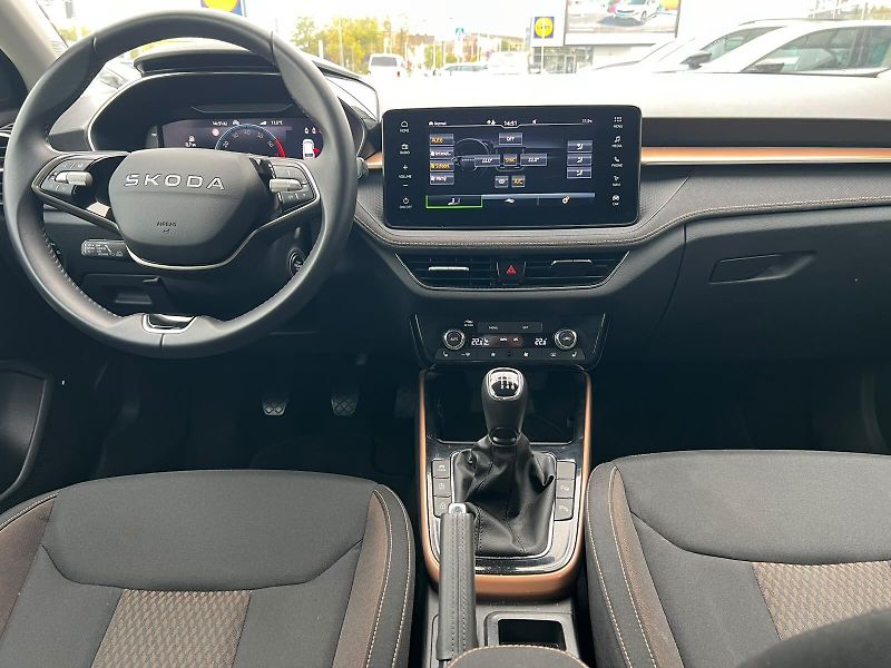 Škoda Fabia Selection 1,0 TSI 85KW - fotka 5 z 27