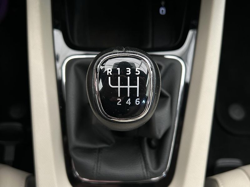 Škoda Octavia 1.0 TSI Style Plus - fotka 17 z 32