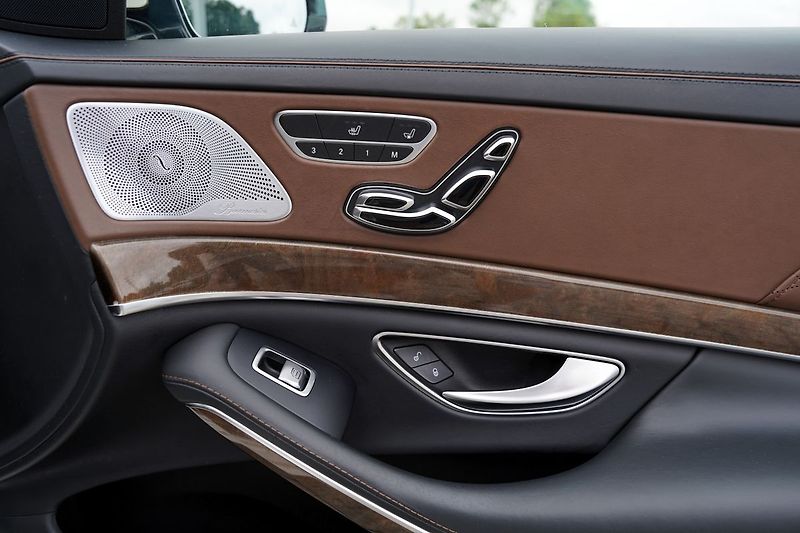 Mercedes-Benz Třídy S S 500 4Matic AMG/Designo/ČR - fotka 25 z 50