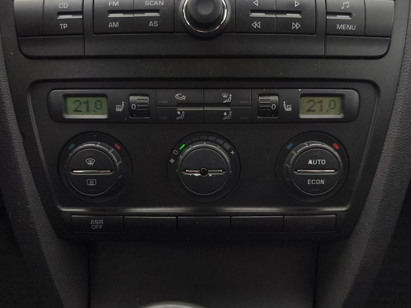 Škoda Octavia (2006) 1.9 TDi 77kW, ČR, 1. maj., Ser - fotka 17 z 22