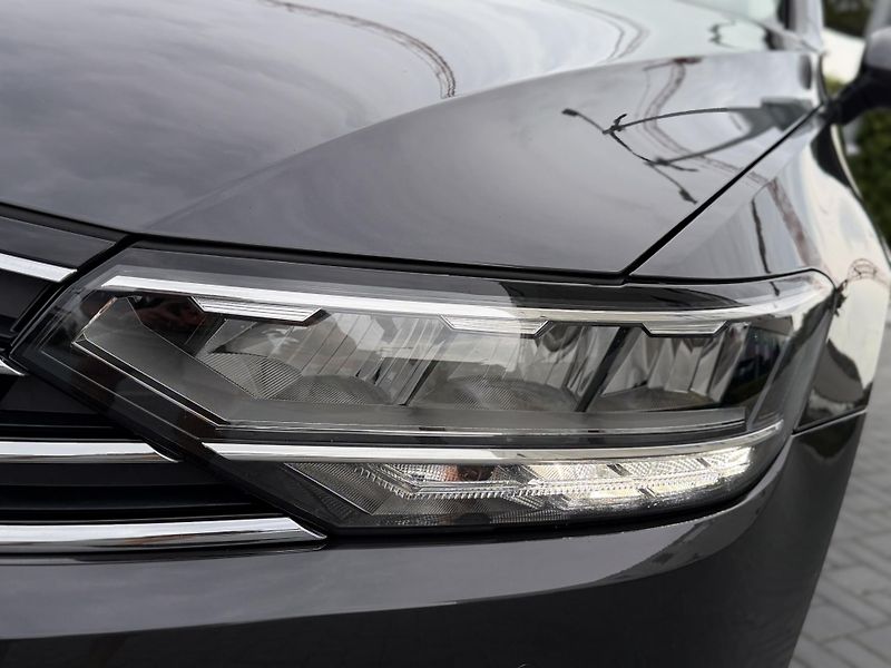 Volkswagen Passat (2020) 1.5 tsi 110 kw/DSG/sedan - fotka 9 z 22
