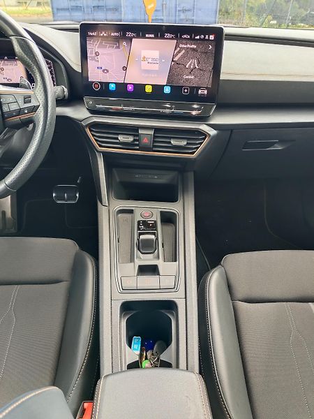 Cupra Formentor (2023) 140 kW,4x4 po servisu  - fotka 16 z 17