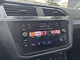Volkswagen Tiguan (2023) Life 2.0 TDI (110 kW) AUT - náhled 13