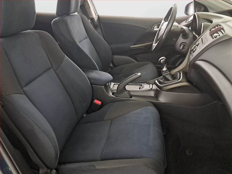 Honda Civic (2013) 1.8 i-VTEC, Serv.kniha - fotka 9 z 17
