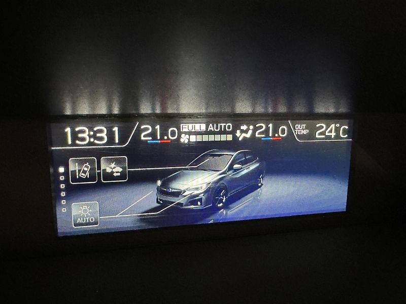 Subaru XV 1.6i-S ES Comfort+, CZ, 1. maj - fotka 25 z 44