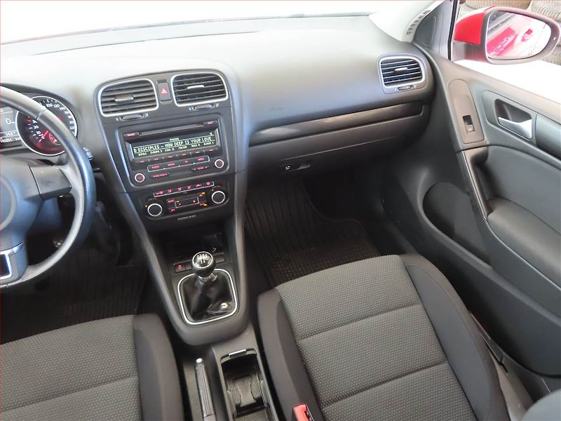 Volkswagen Golf (2012) Comfortline 1.2 TSI - fotka 8 z 13