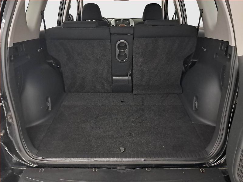 Toyota RAV4 (2007) 2.2 D-CAT, 4X4, Tempomat - fotka 18 z 19