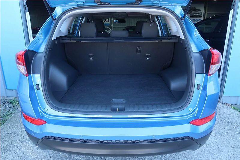 Hyundai Tucson (2017) 1.6 GDI, Tempomat - fotka 14 z 22