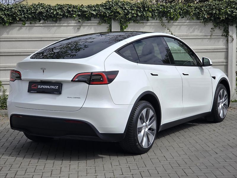 Tesla Model Y 0,0 378kW 4x4 LR Tažné z. SOH - fotka 7 z 20