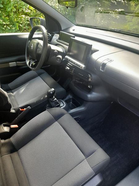 Citroën C4 Cactus (2015) - fotka 13 z 15